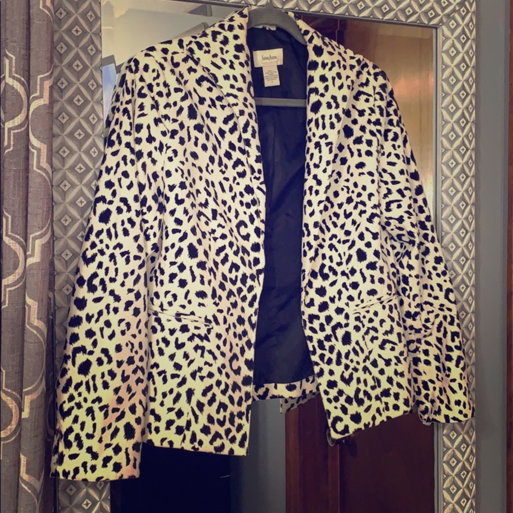 Women jacket